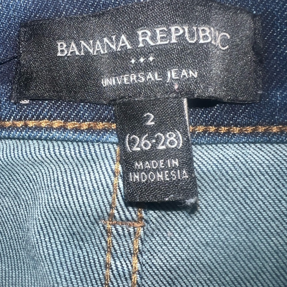 Banana Republic Blue Denim Universal Jean - Picture 2 of 5